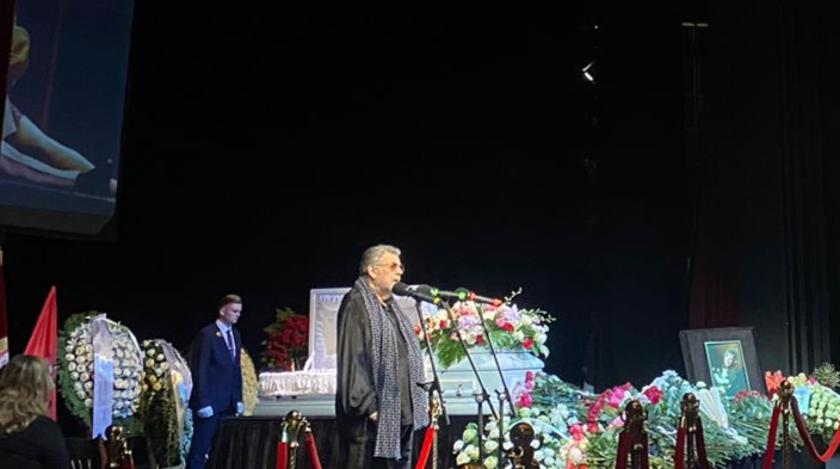 Королевские похороны: в могилу бездетной Васильевой положат 200 тысяч рублей